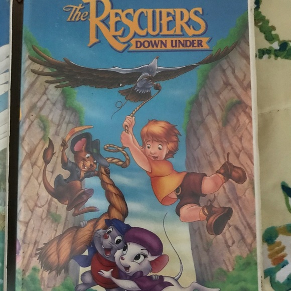 Disney Rescuers VHS - Picture 4 of 8